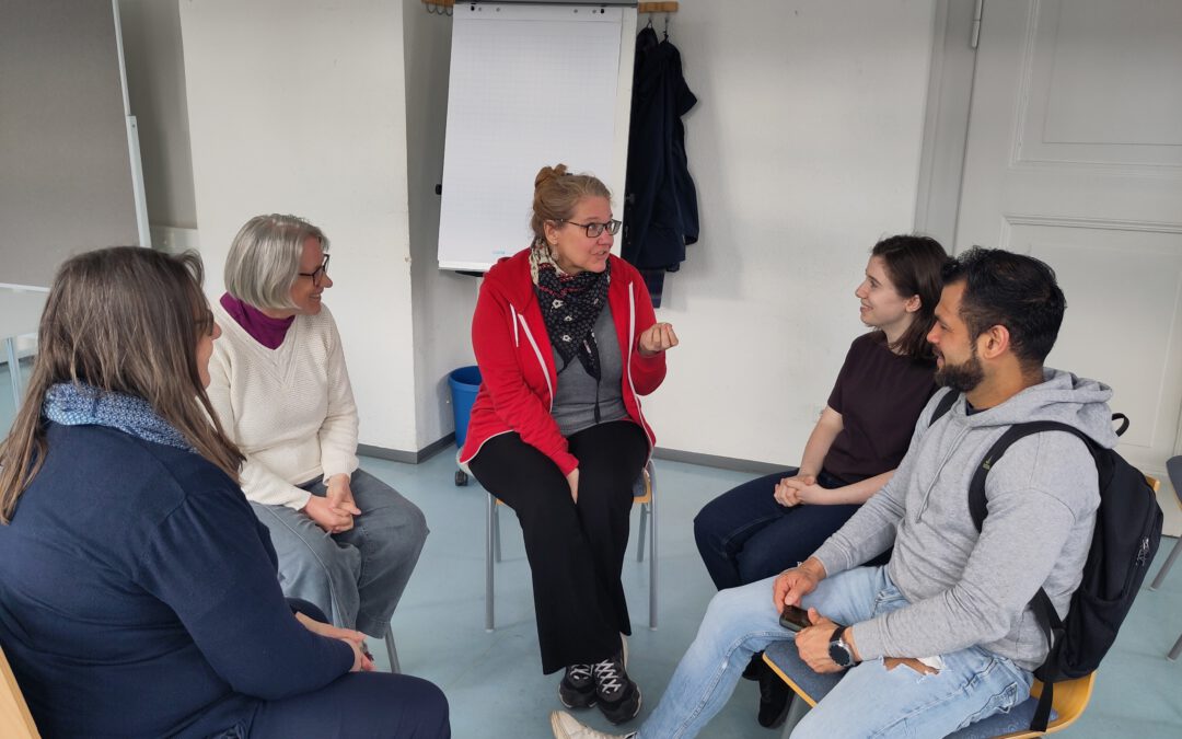 Hören und gehört werden. Empathiekreise zu einem aktuellen kontroversen Thema