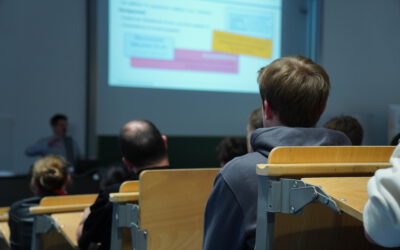 Hatte Habermas doch recht? Zentrale Erkenntnisse der empirischen Deliberationsforschung